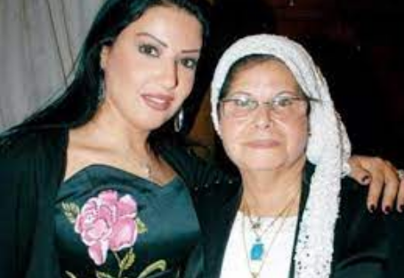 سبب وفاة والدة سمية الخشاب